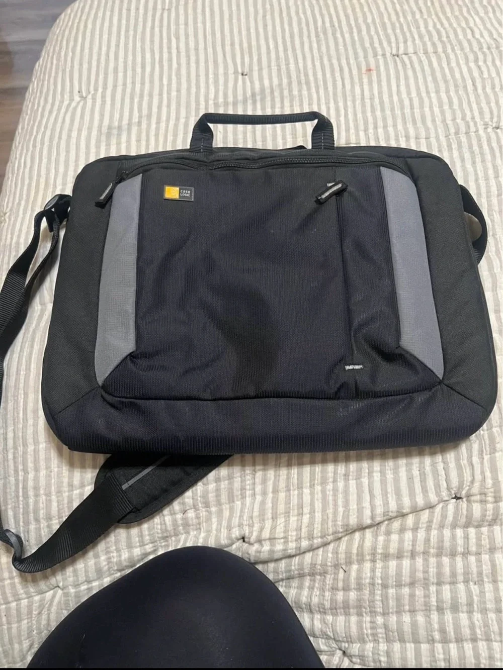Case Logic Black and Gray Laptop Shoulder Bag